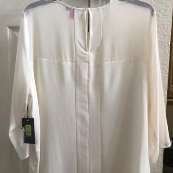 NEW Vince Camuto Blouse - Picture 5 of 9